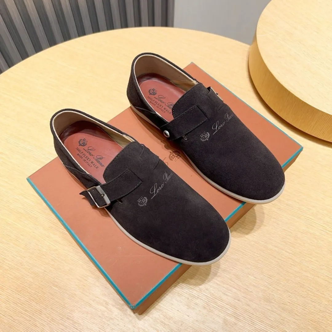 Factory price 420💰[loro piana] 2025 new moccasins, popular casual sneakers for street men. The shoes are made of first-layer suede leather uppers with rubber soles. They are classic. The complex craftsmanship and meticulous structure make the shoes light and soft, allowing you to walk comfortably and freely. Perfect for summer wear. Yardage: 38-45.
